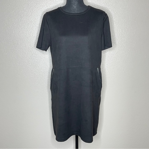 Zara Dresses & Skirts - Zara Faux Suede‎ Black Midi Dress with Pockets Size M